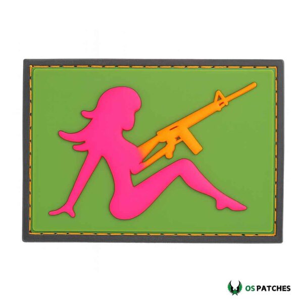 Parche PVC anime chica tirador en silueta rosa con rifle naranja