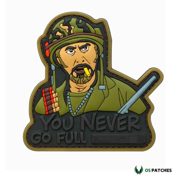 Parche PVC militar divertido con soldado fumando, casco camuflaje y frase táctica