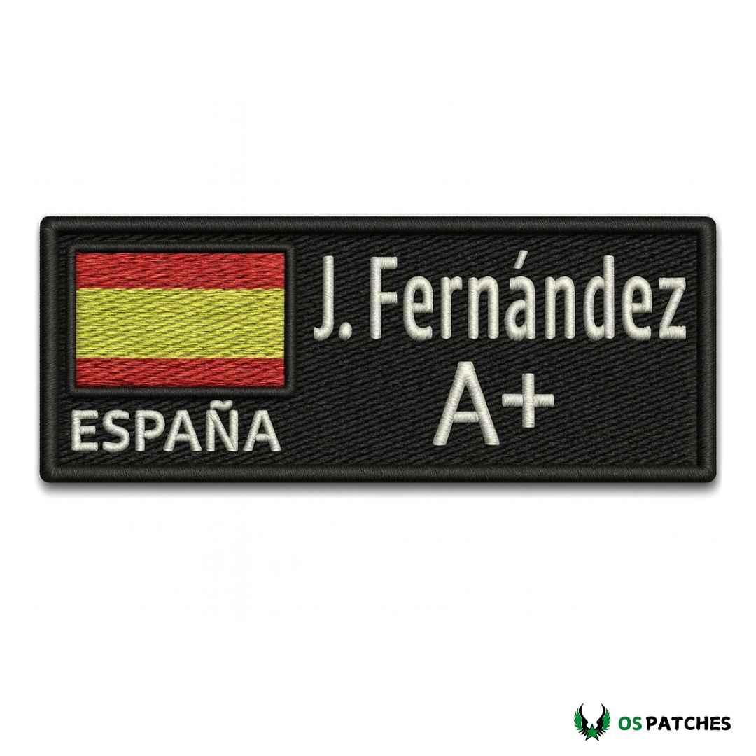 Parche bordado bandera España con nombre J. Fernández y grupo sanguíneo A+