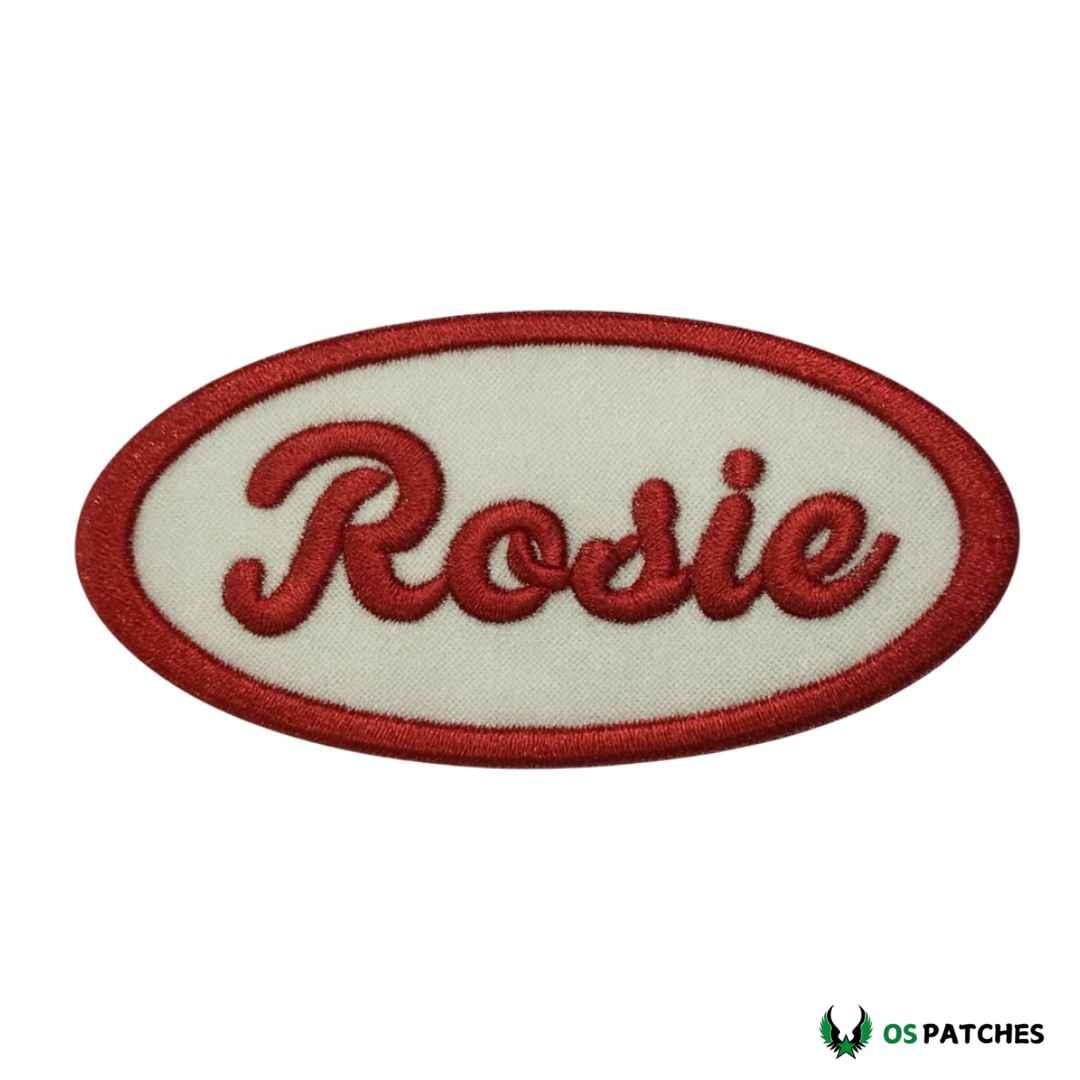Parche bordado ovalado blanco con nombre Rosie en letras rojas elegantes